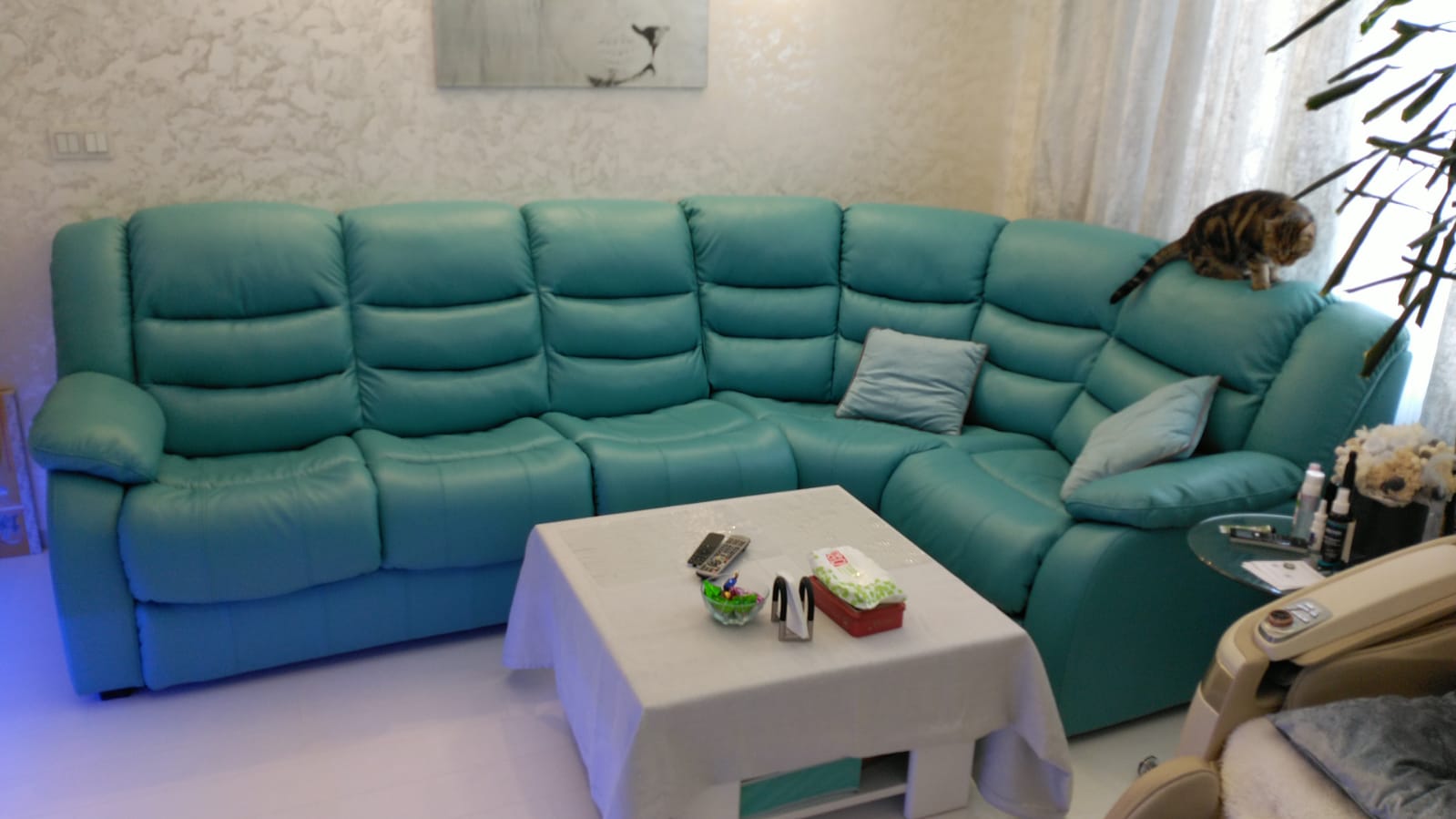 Перетяжка дивана на дому. Саянск