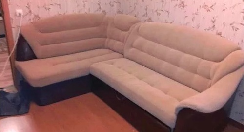Перетяжка углового дивана. Саянск